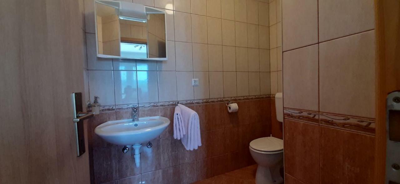 Rooms Jure Sabljak Grabovac  Exterior foto